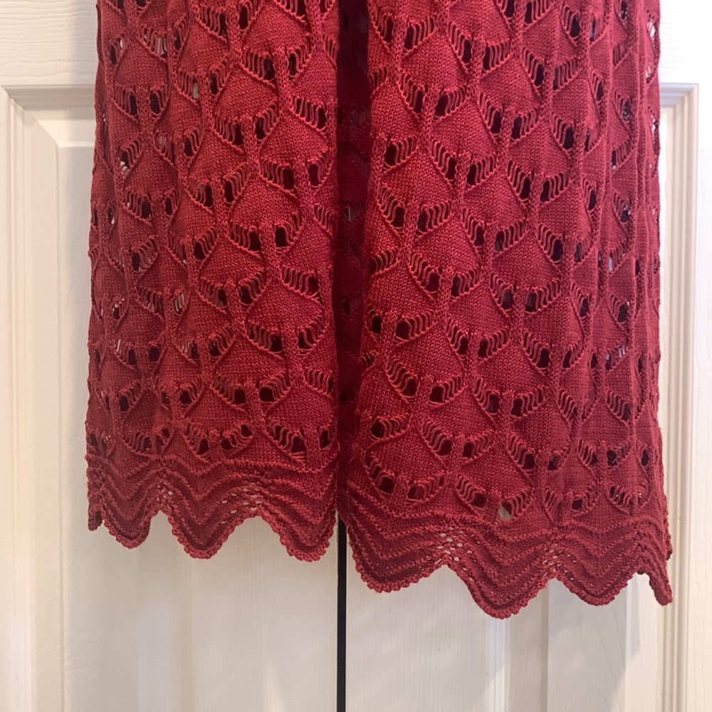 NWT Beautiful burgundy crocheted duster - Picture 4 of 8